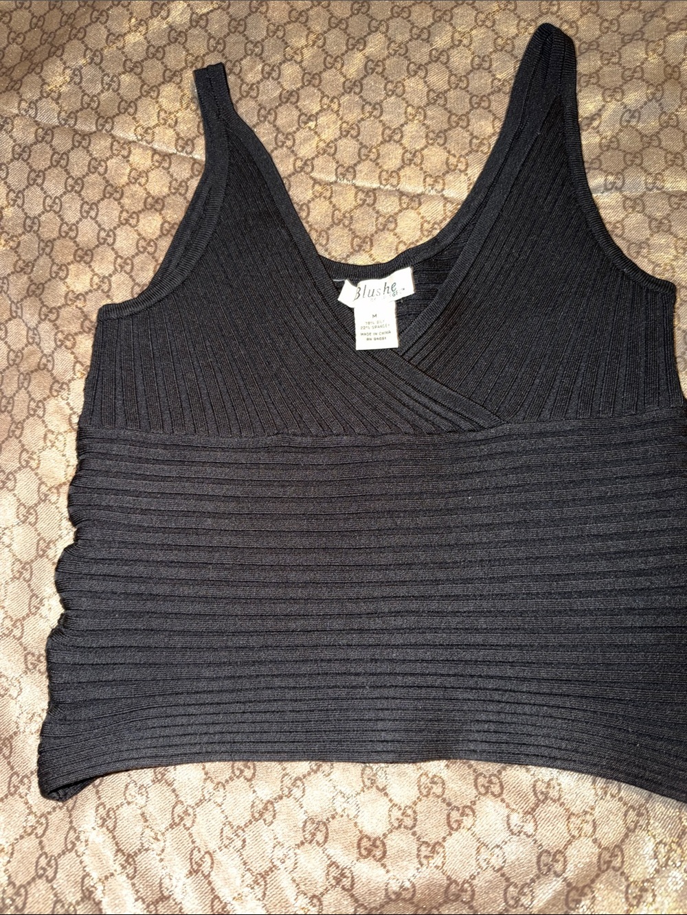 Lush Black Ribbed V-Neck Cropped Tank